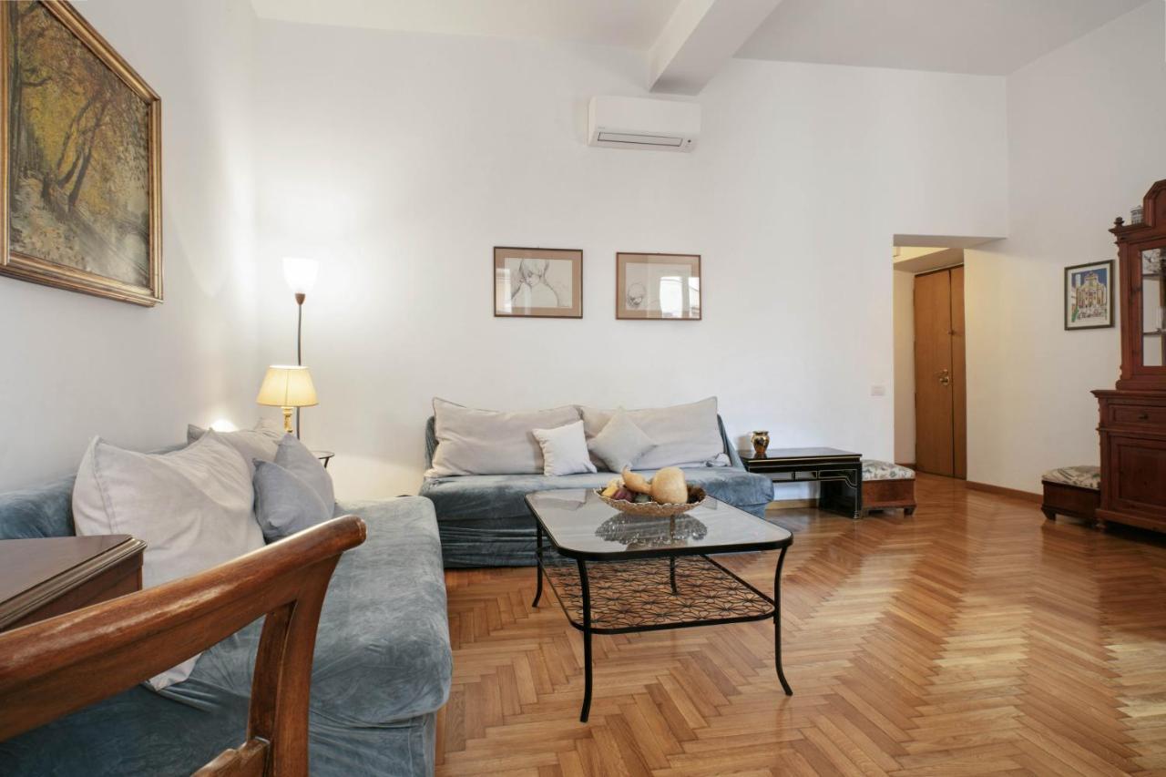 Trevi Fountain Apartment Rome Exterior photo