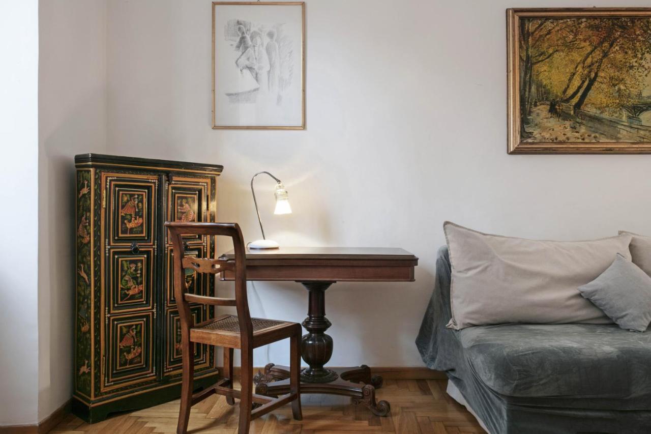 Trevi Fountain Apartment Rome Exterior photo