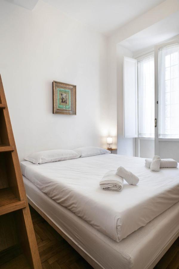 Trevi Fountain Apartment Rome Exterior photo